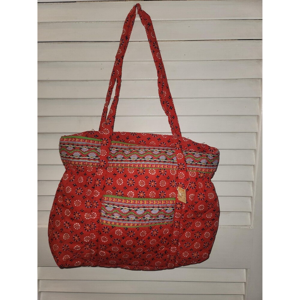 Vintage Red Quilted Zipper Shoulder Bag. New With Tag.